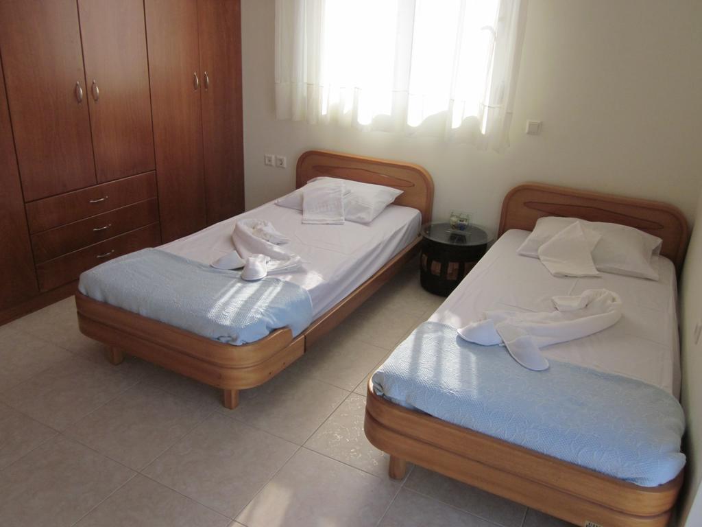 Sunshine Villa غينادي الغرفة الصورة