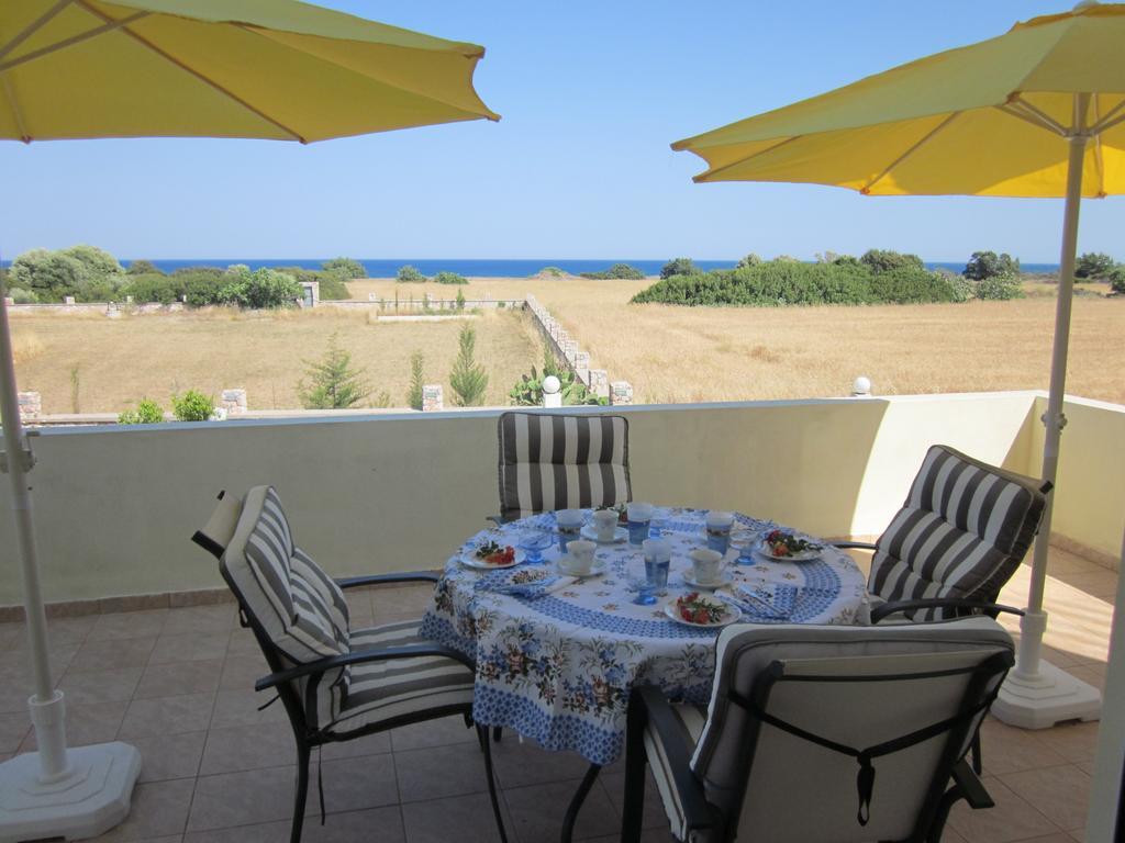 Sunshine Villa غينادي الغرفة الصورة